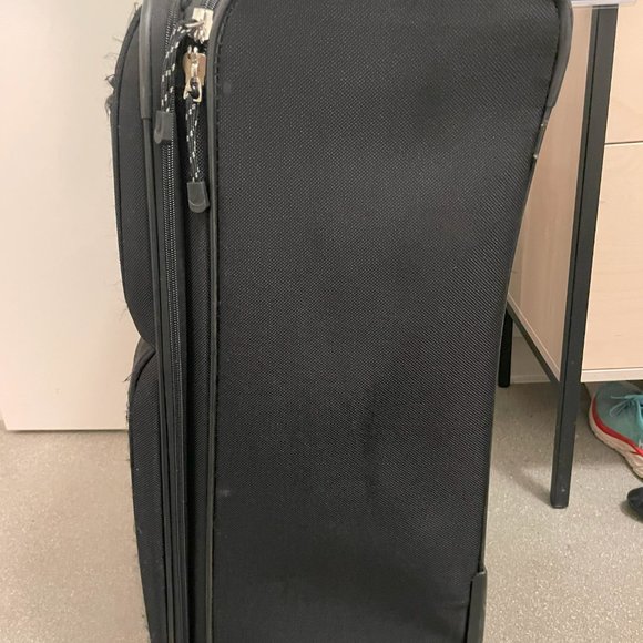 Nautica Baggage - Picture 2 of 2